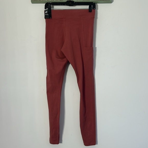 Nike tight fit high-rise full length women’s leggings, medium new with tag mauve - Picture 5 of 5